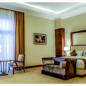 4* فندق سفير أديس